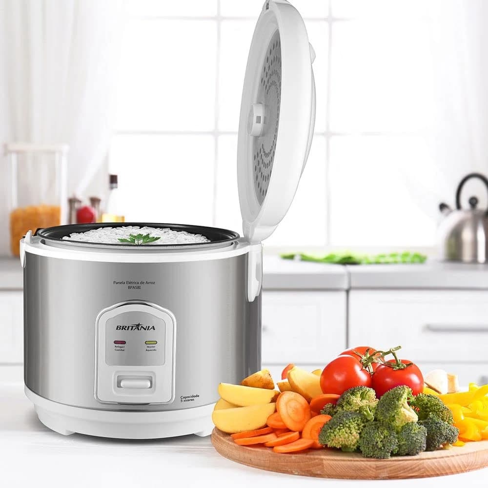 Panela de Arroz Britânia BPA6B 5 Xícaras Branco 220V